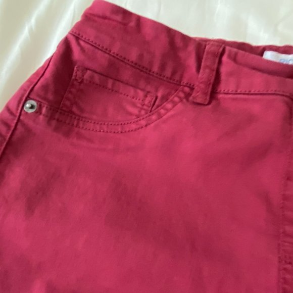 Ricki's Raspberry Red Color Skinny pants size 4 - Picture 4 of 6